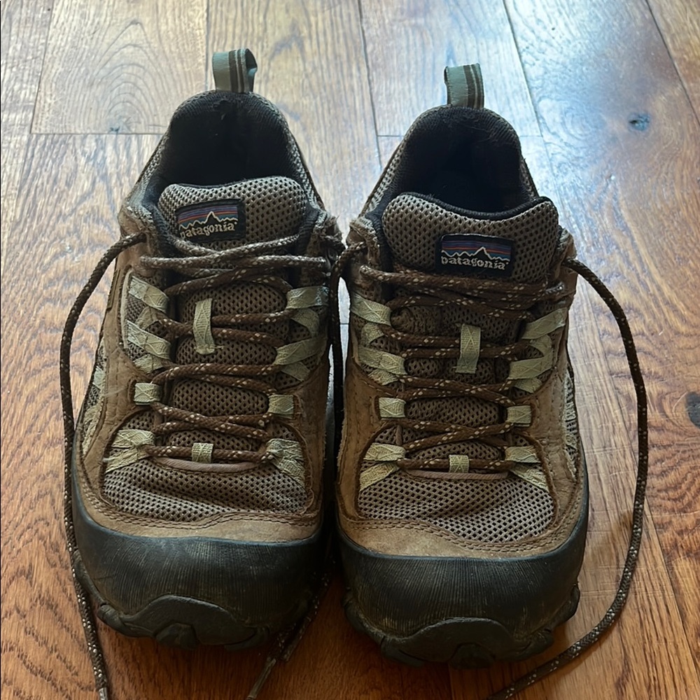 Patagonia Brown Athletic Shoes Rugged Design